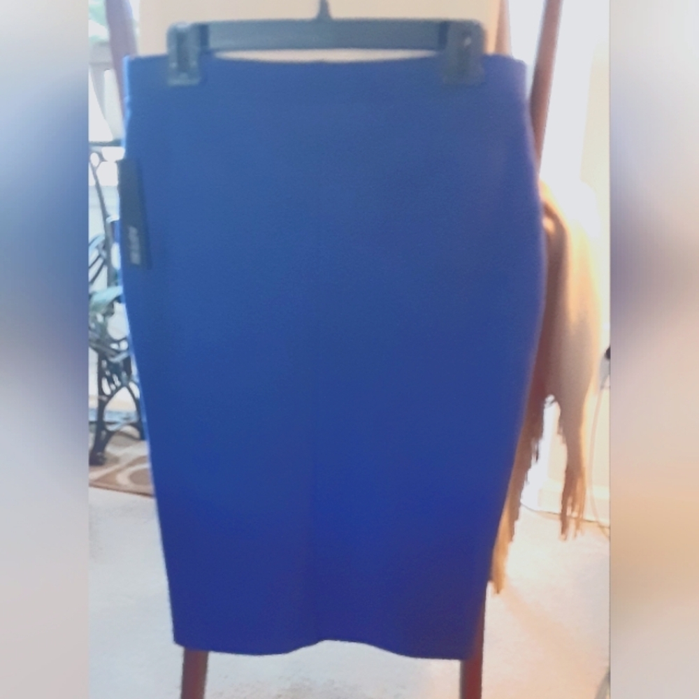MIDI PENCIL SKIRT💥